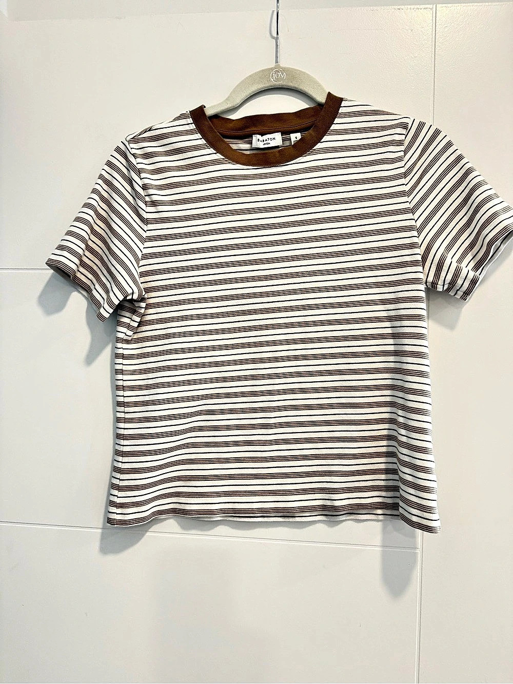 Babaton Striped Short Sleeve Tee in Brown & White Size Small Like New